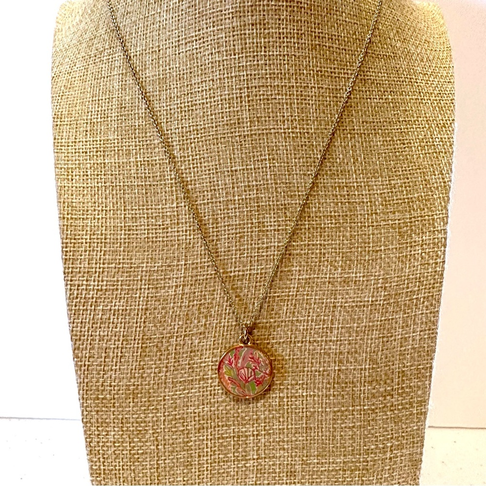 Lilly Pulitzer necklace, gold tone chain w/ pendant in a colorful tropical print